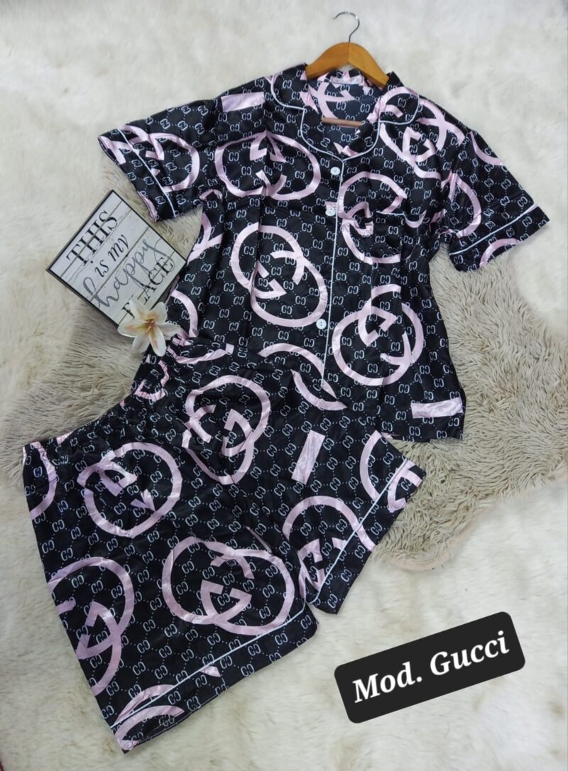 PIJAMA MOD. SATIN GUCCI NEGRO/ROSA UNITALLA